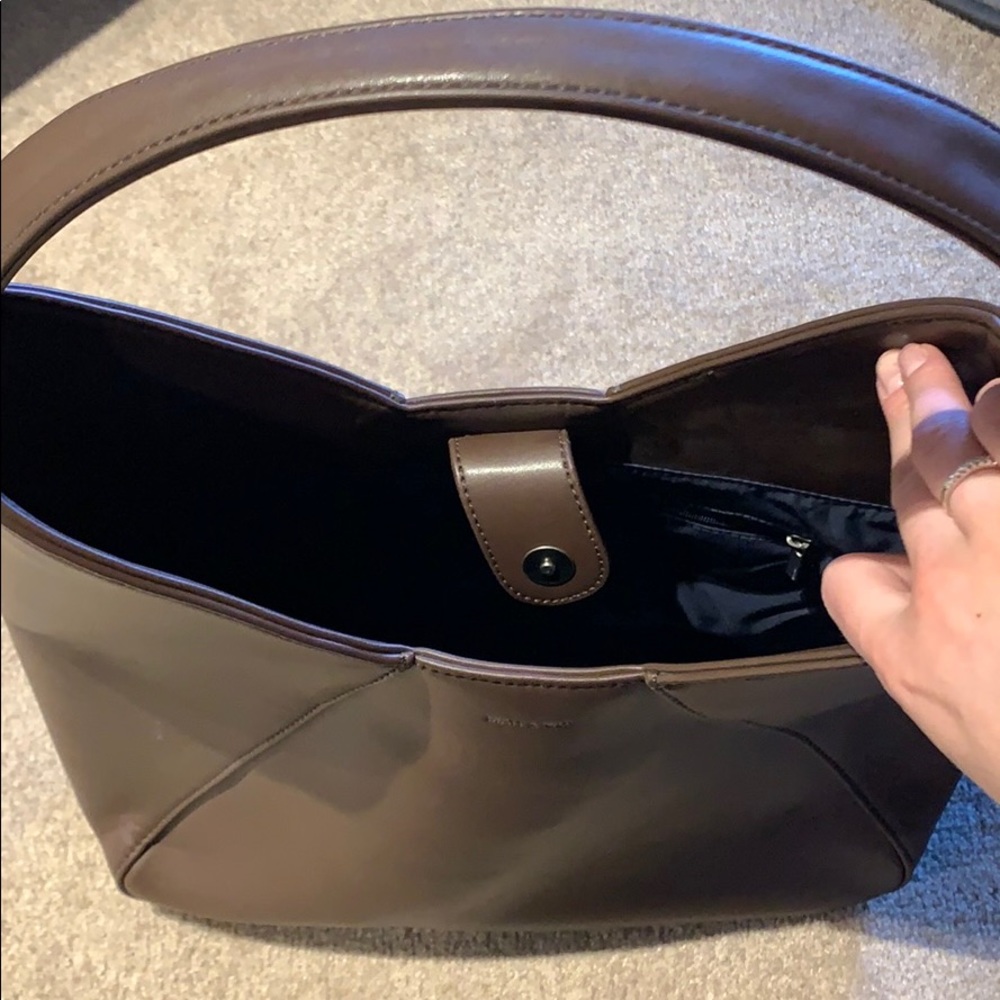 Mint Condition Brown Matt & Nat Purse! - Picture 2 of 3